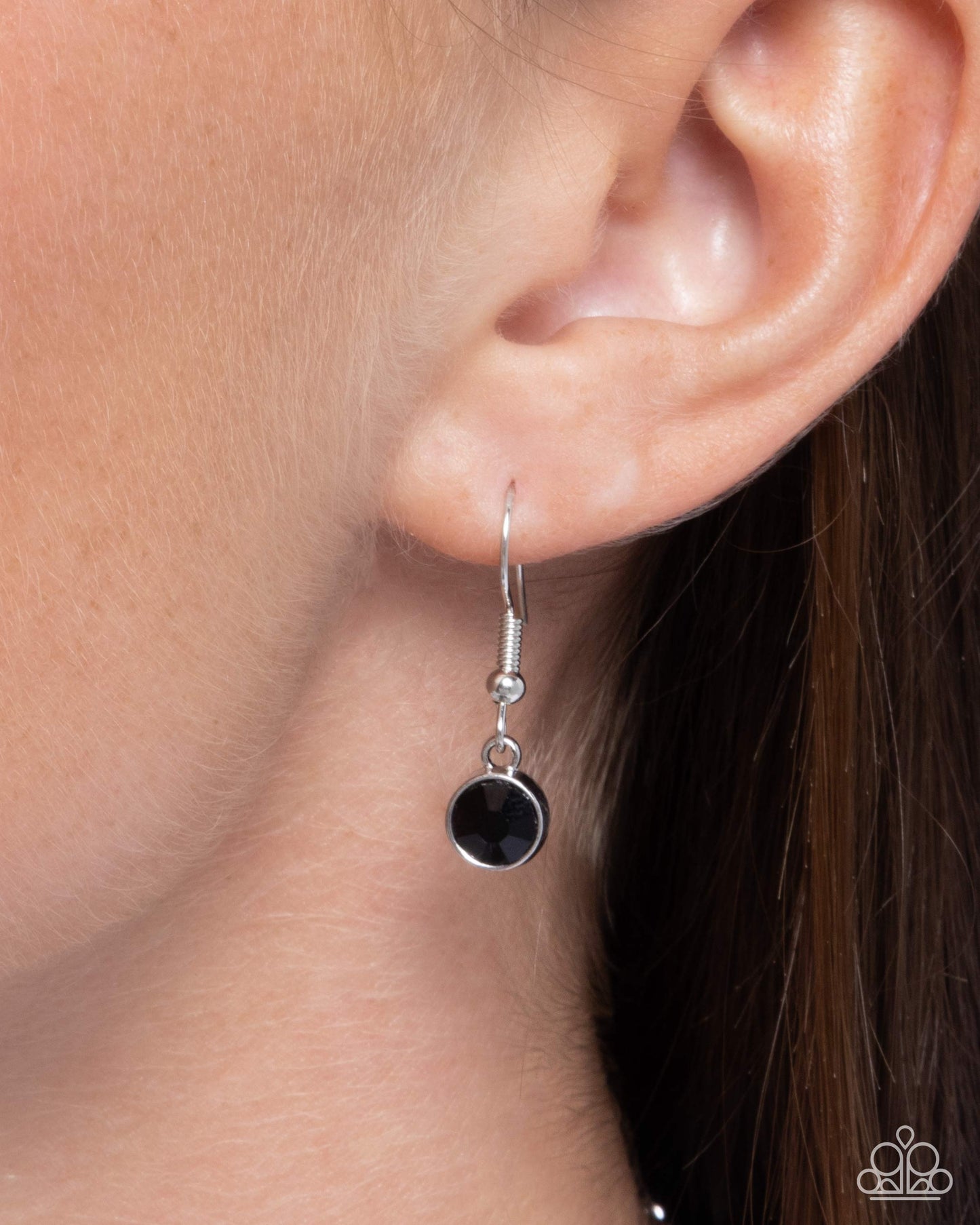 Laid-Back Luster Black Flower Necklace - Paparazzi Accessories