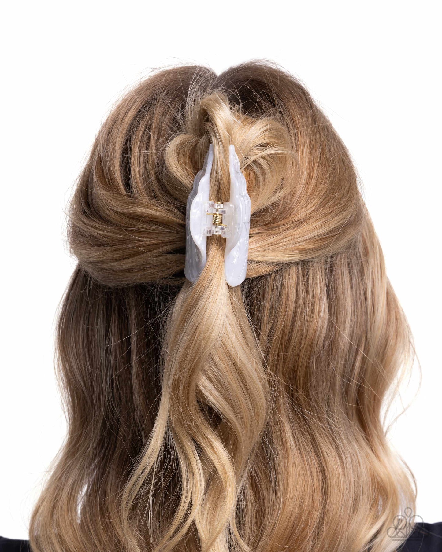 Conch Chic - White