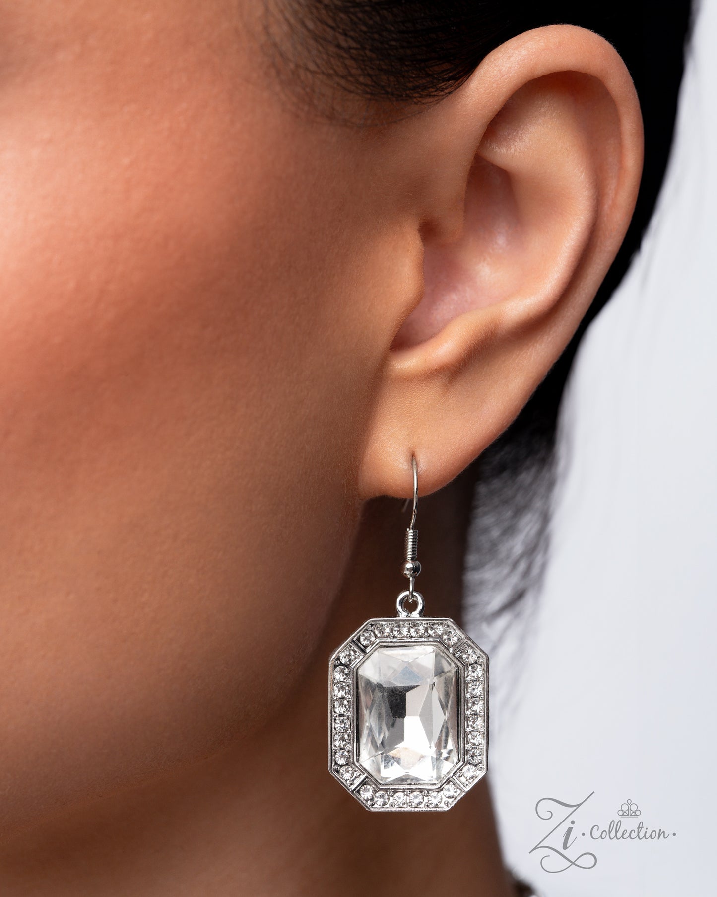 Unconstrained White 2025 Zi Necklace - Paparazzi Accessories