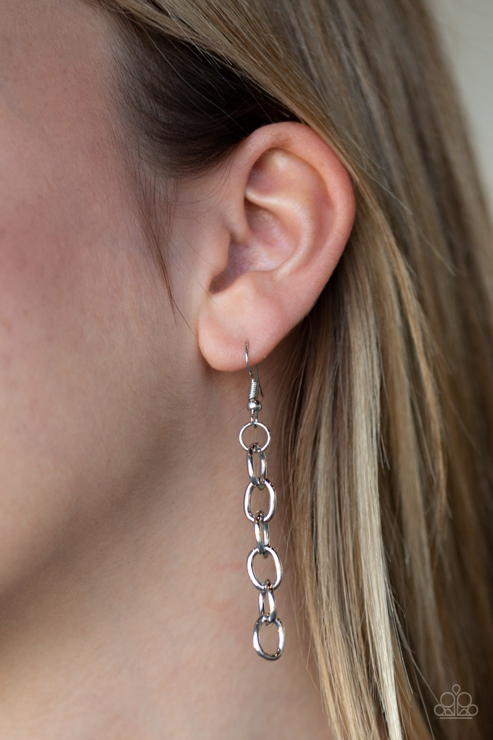 Free Roamer Silver Necklace - Paparazzi Accessories