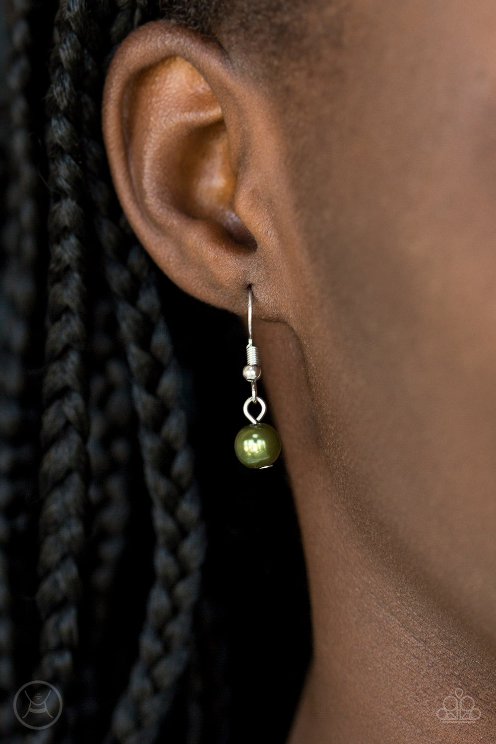 Put On Your Party Dress Green Pearl Necklace - Paparazzi Accessories