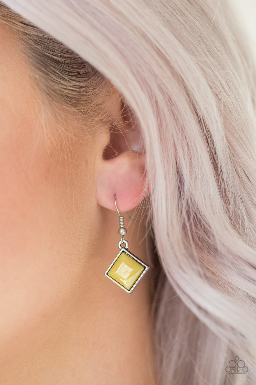 Feeling Inde-PENDANT Yellow Necklace - Paparazzi Accessories