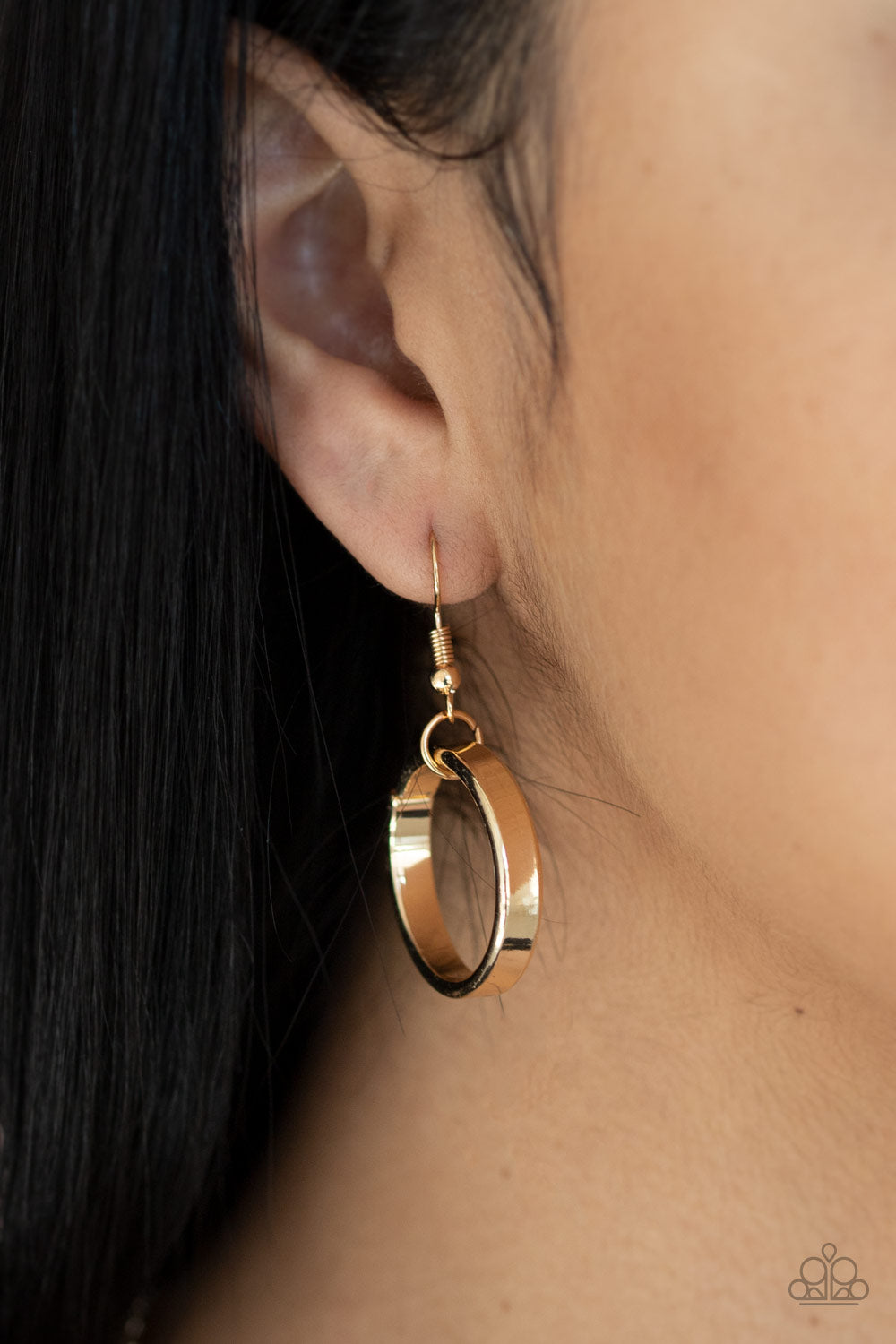 Innovated Idol Gold Necklace - Paparazzi Accessories