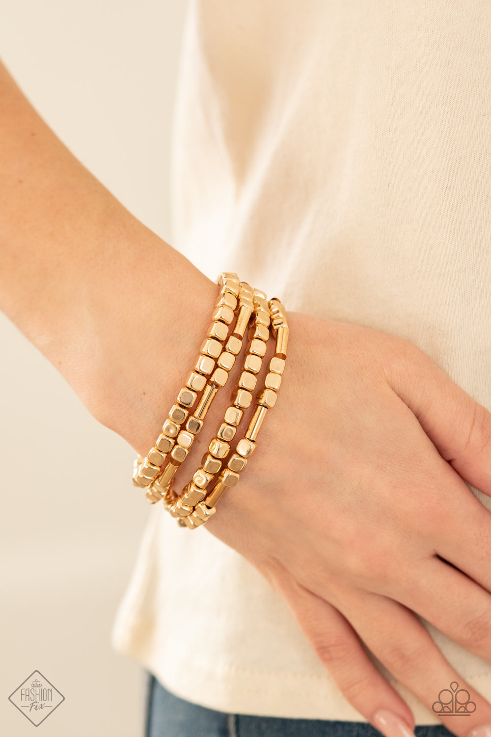 Sunset Sightings Gold Complete Trend Blend Fashion Fix Set (April 2021) - Paparazzi Accessories