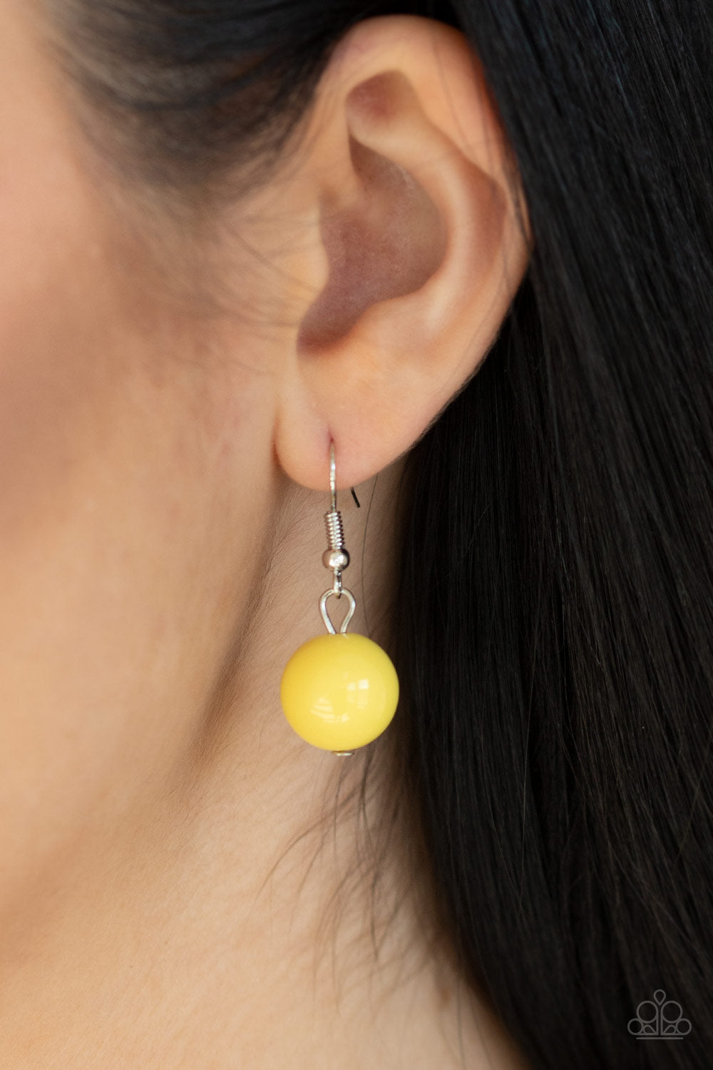 Prismatic Sheen Yellow Necklace - Paparazzi Accessories