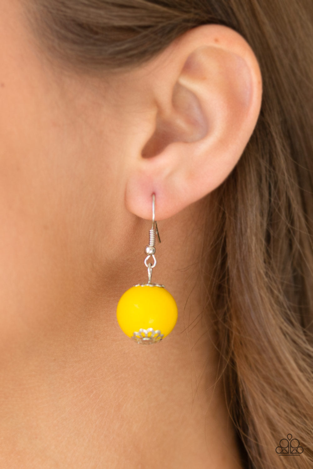 Summer Breezin Yellow Wooden Necklace - Paparazzi Accessories - jazzy-jewels-gems