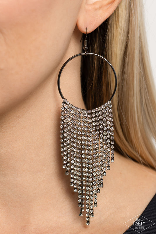 Streamlined Shimmer Black Earring - Paparazzi Accessories