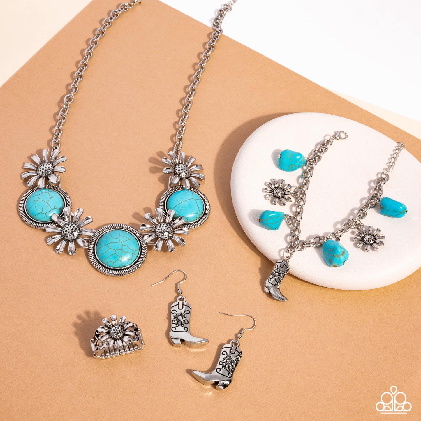 Simply Santa Fe Turquoise Cowboy Complete Trend Blend Fashion Fix Set (June 2024) - Paparazzi Accessories