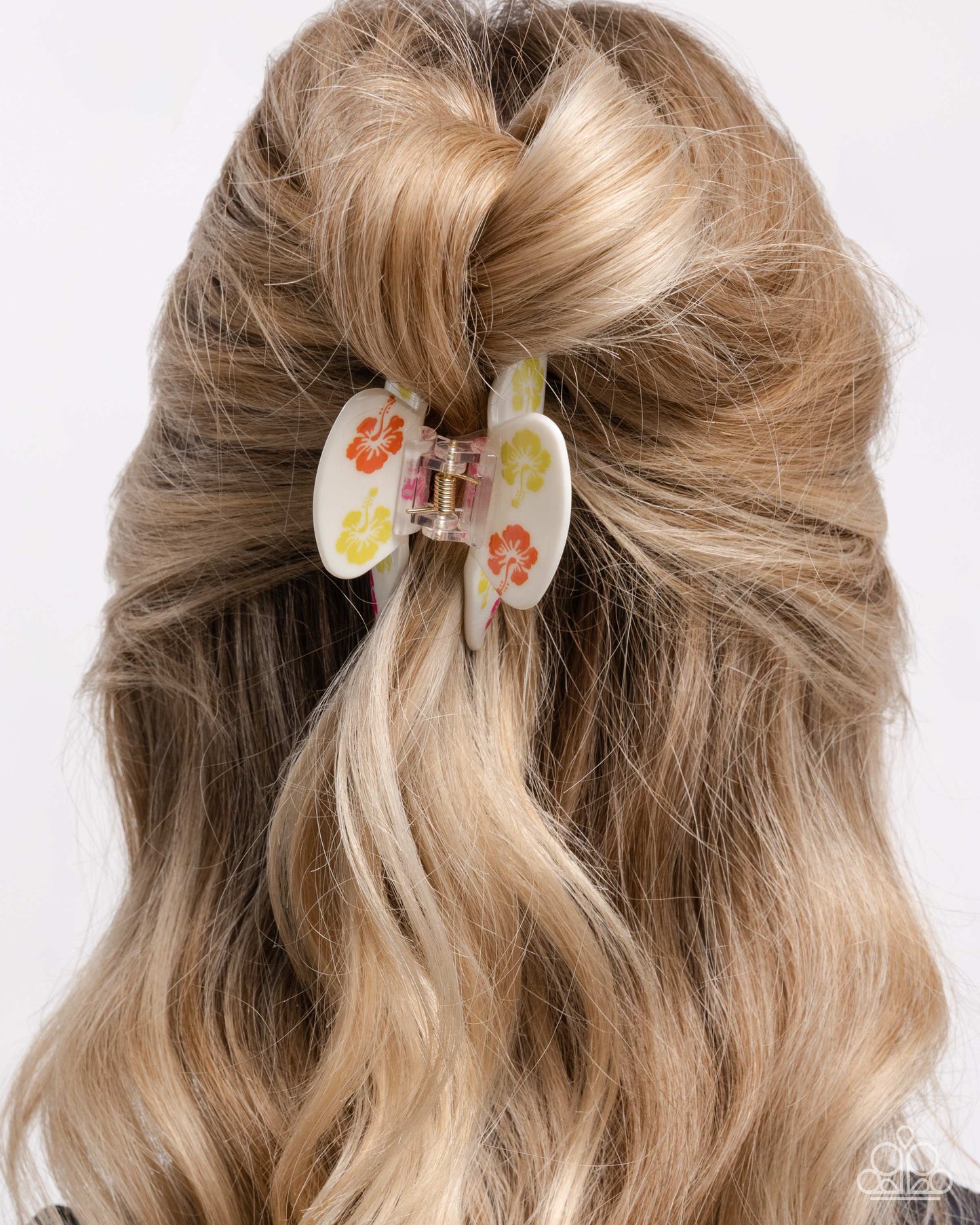 Hawaiian Harmony - White