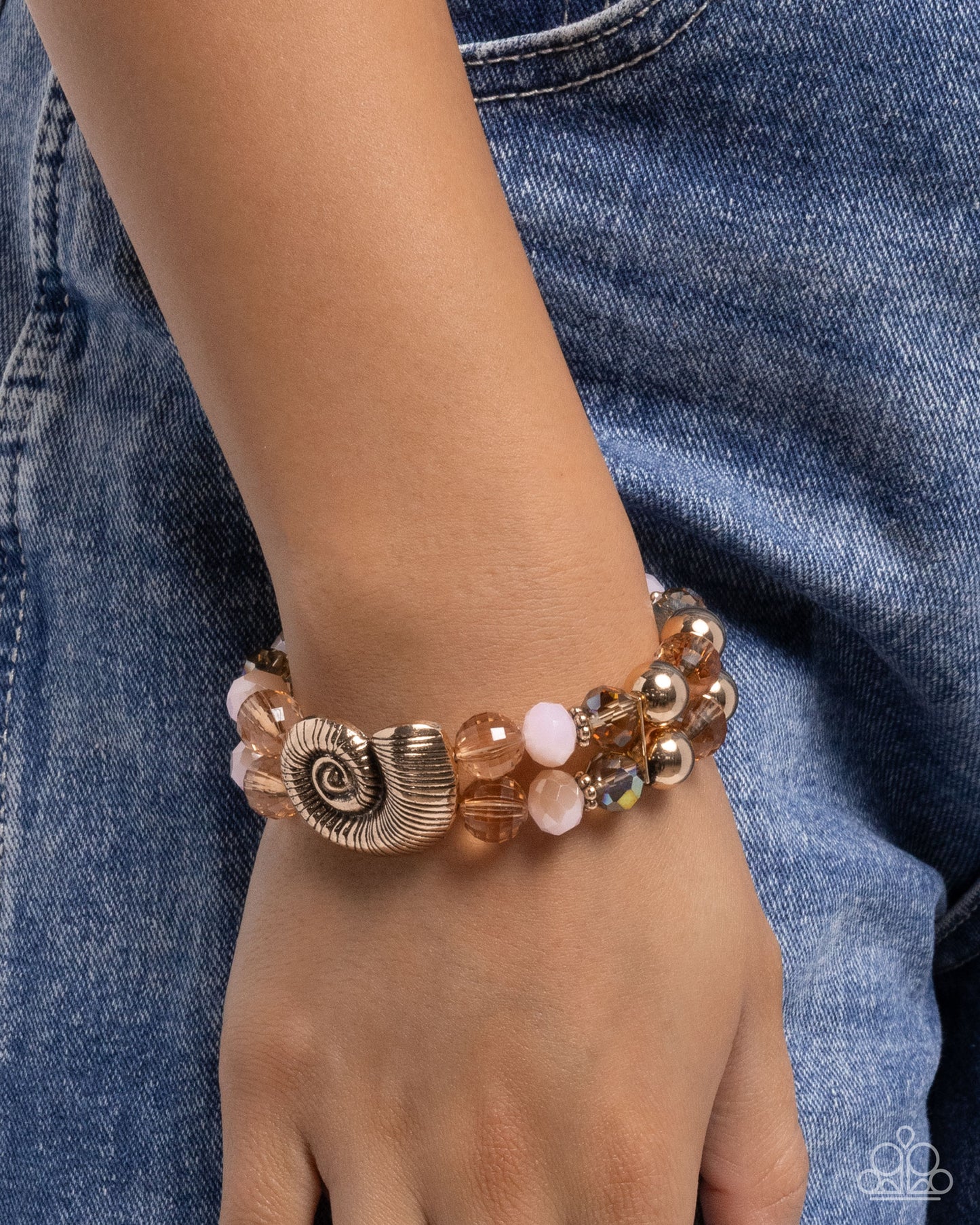 Snail Shimmer Brown Stretch Bracelet
