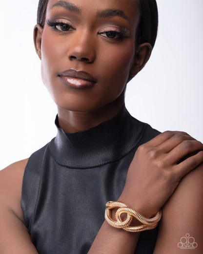 Interlocked Ignition Gold Clasp Bracelet - Paparazzi Accessories
