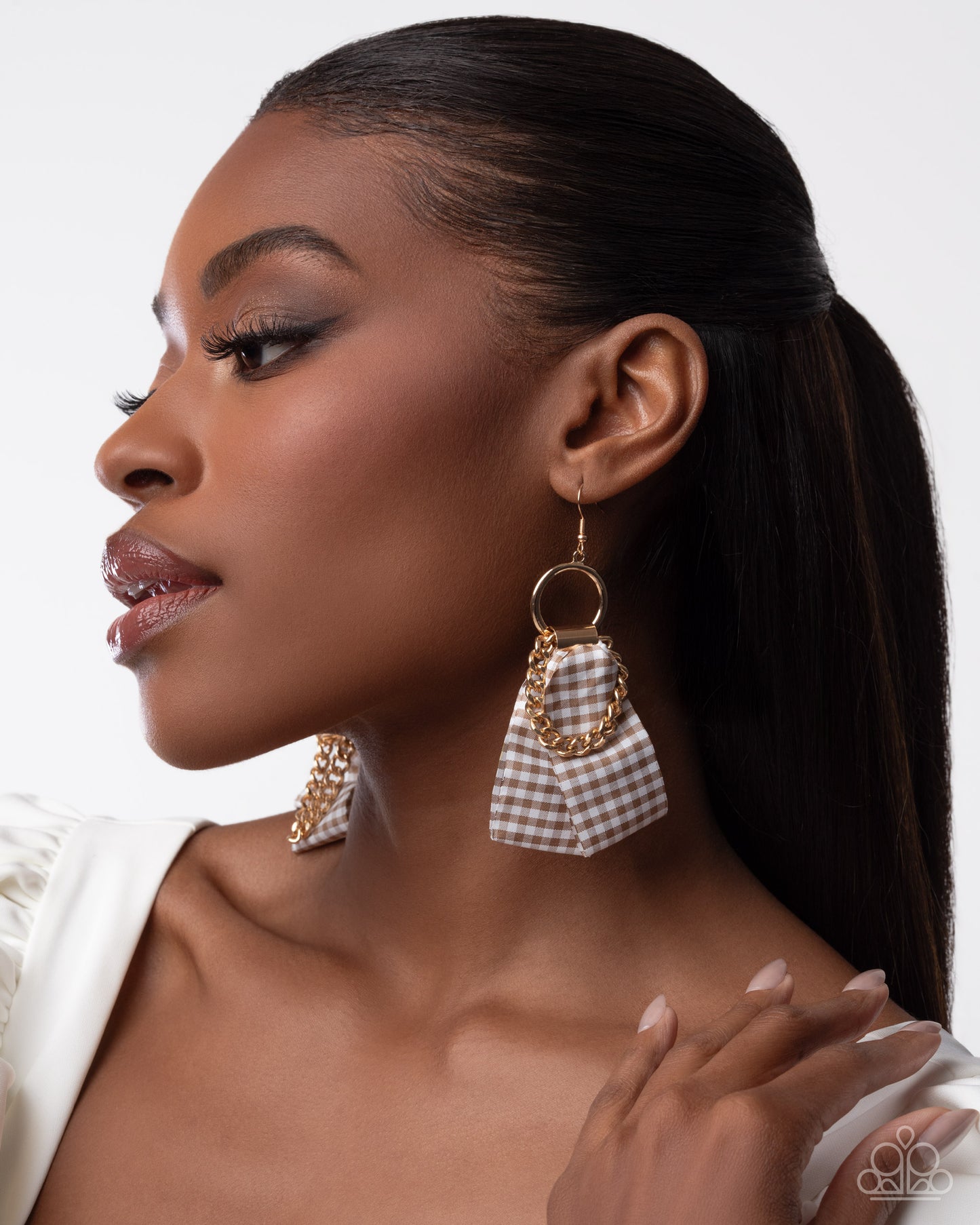 Picnic Pizzazz Brown Plaid Earring - Paparazzi Accessories