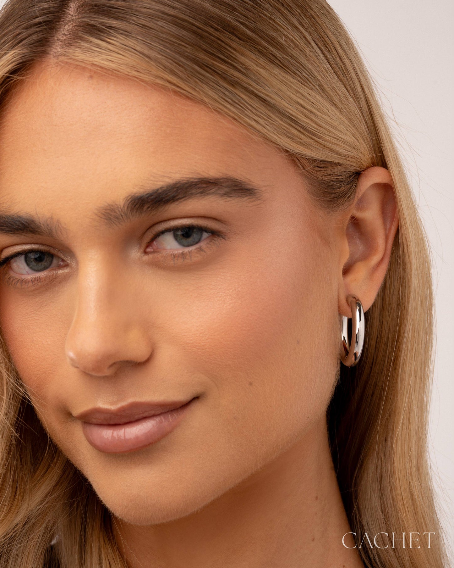 Épure Rhodium Plated Hinge Hoop Earring - Cachet by Paparazzi