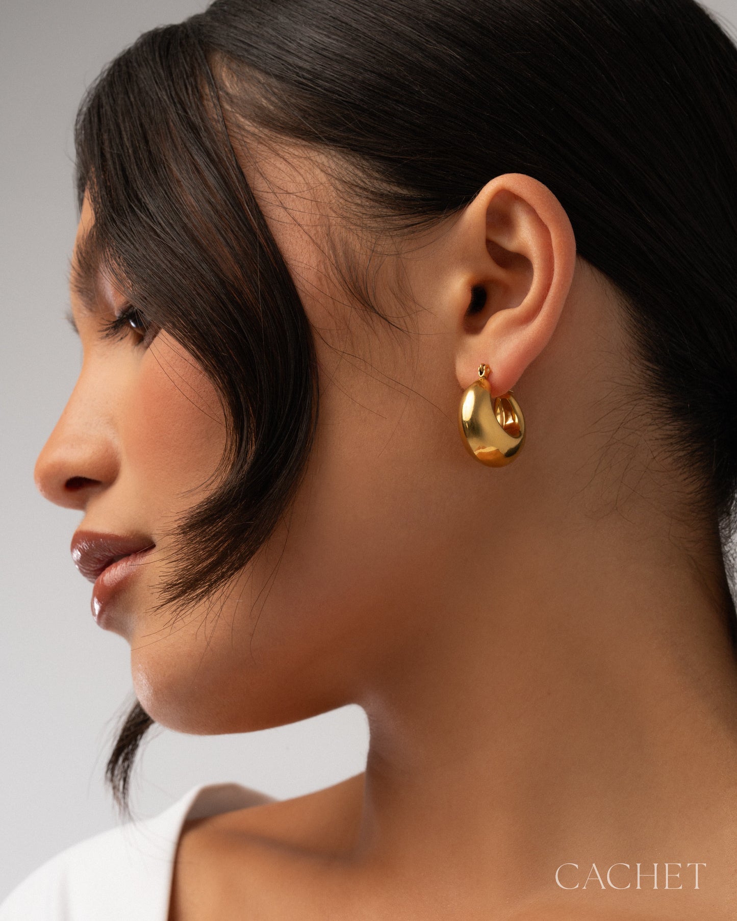 Enchantant 18K Gold-Plated Earring - Cachet by Paparazzi
