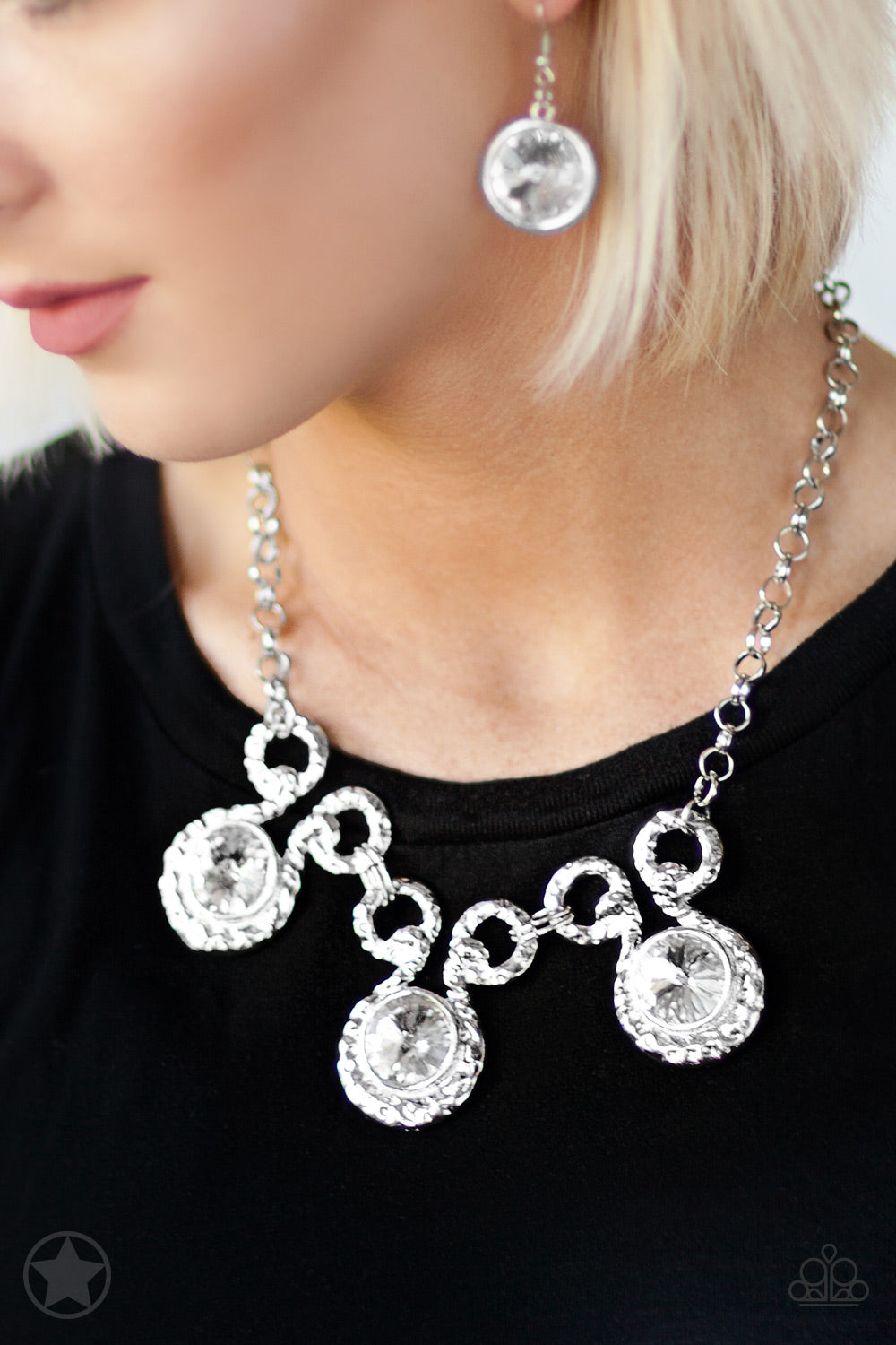 Hypnotized Silver Blockbuster Necklace - Paparazzi Accessories - jazzy-jewels-gems