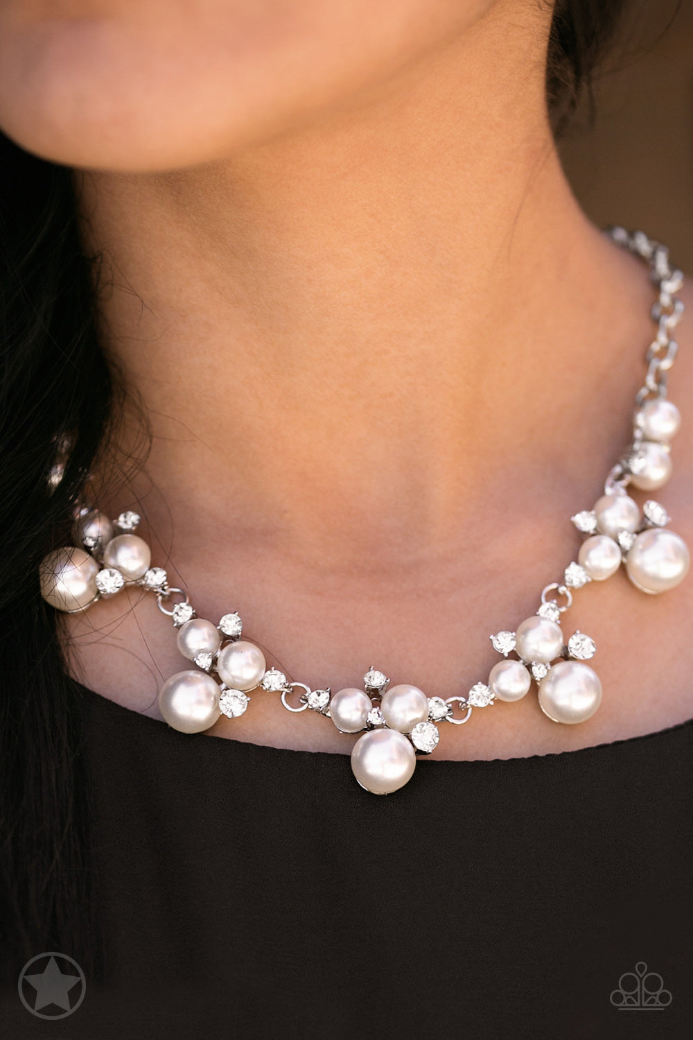 Paparazzi Accessories - HEIRESS of Them All #N511 Box 6 - White Necklace