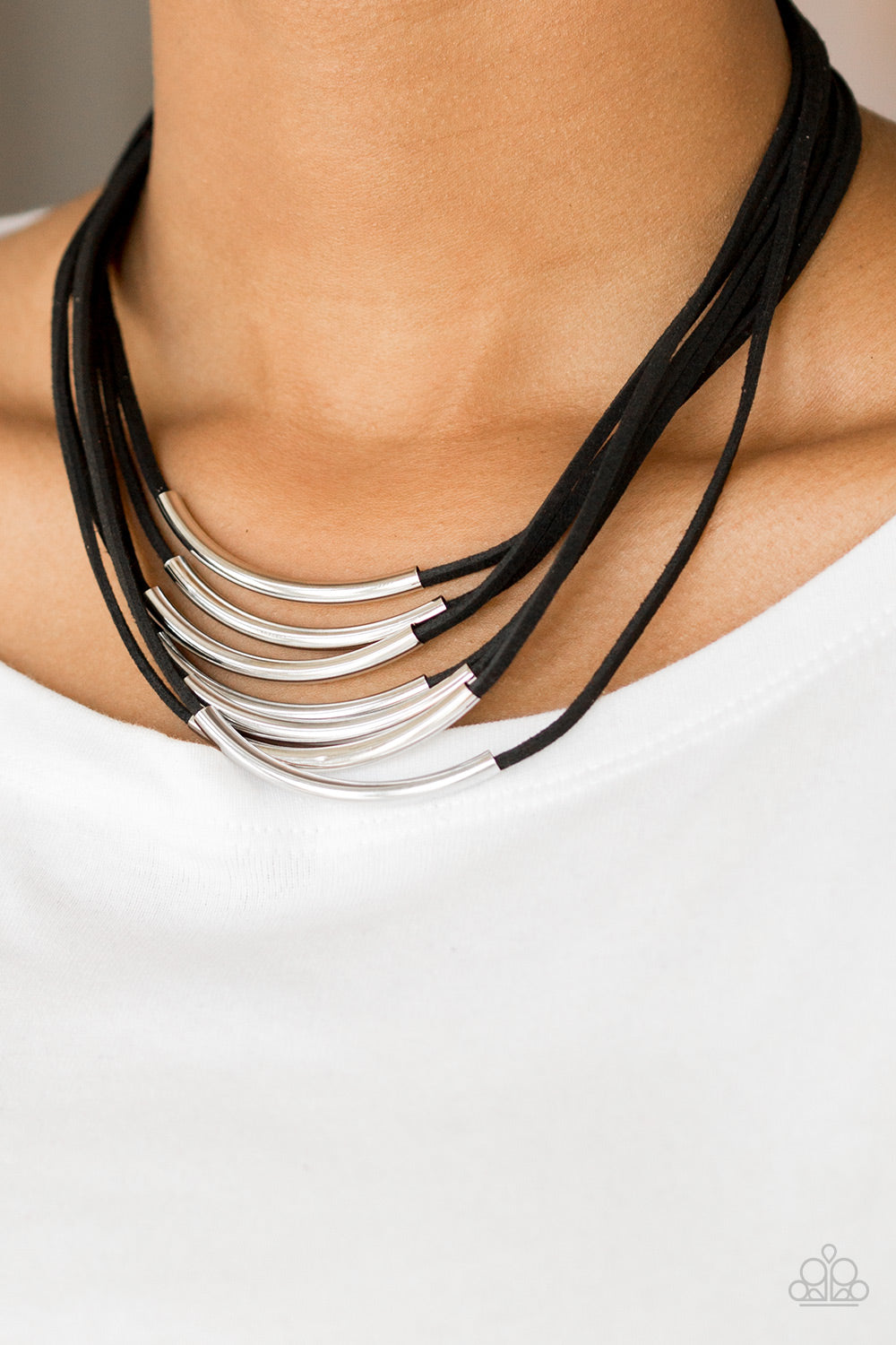 Walk The WALKABOUT Black Necklace - Paparazzi Accessories