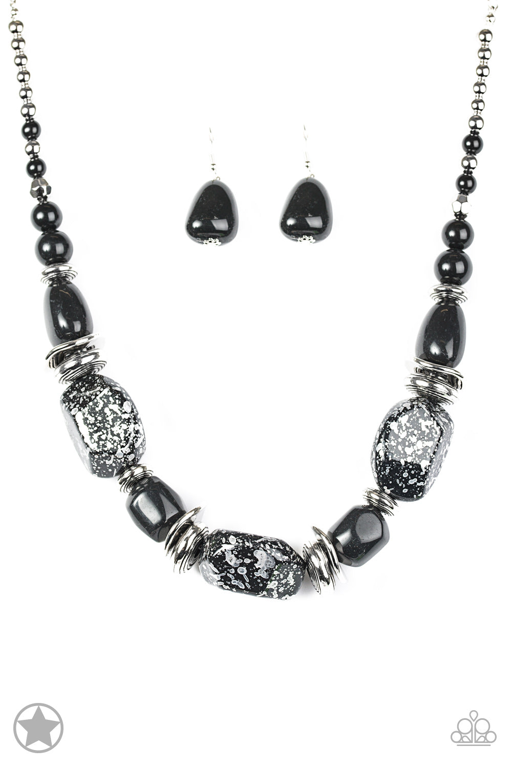 In Good Glazes Black Blockbuster Necklace - Paparazzi Accessories - jazzy-jewels-gems