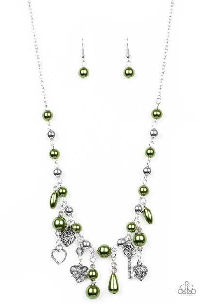Renaissance Romance Green Necklace - Paparazzi Accessories