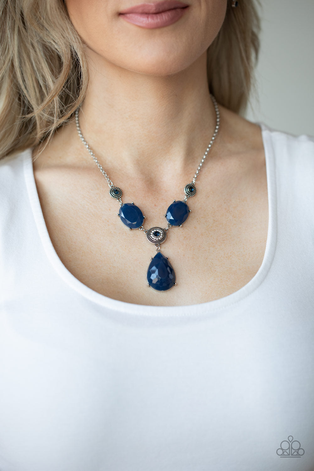 Heirloom Hideaway Blue Necklace - Paparazzi Accessories