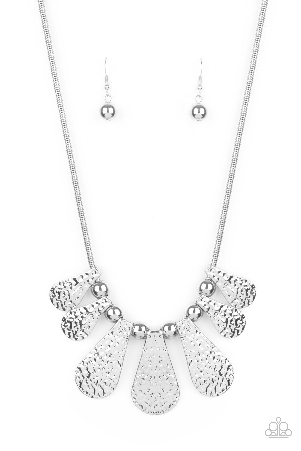 Gallery Goddess Silver Necklace - Paparazzi Accessories