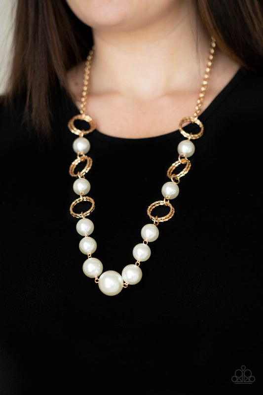 COUNTESS Me In Gold Necklace - Paparazzi Accessories