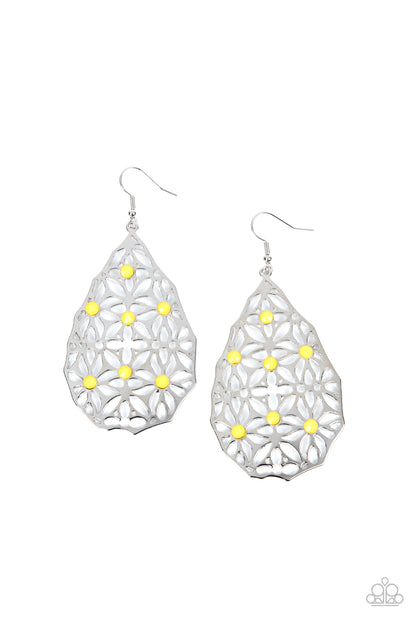Delightfully Daisy Yellow Earring - Paparazzi Accessories (TF)