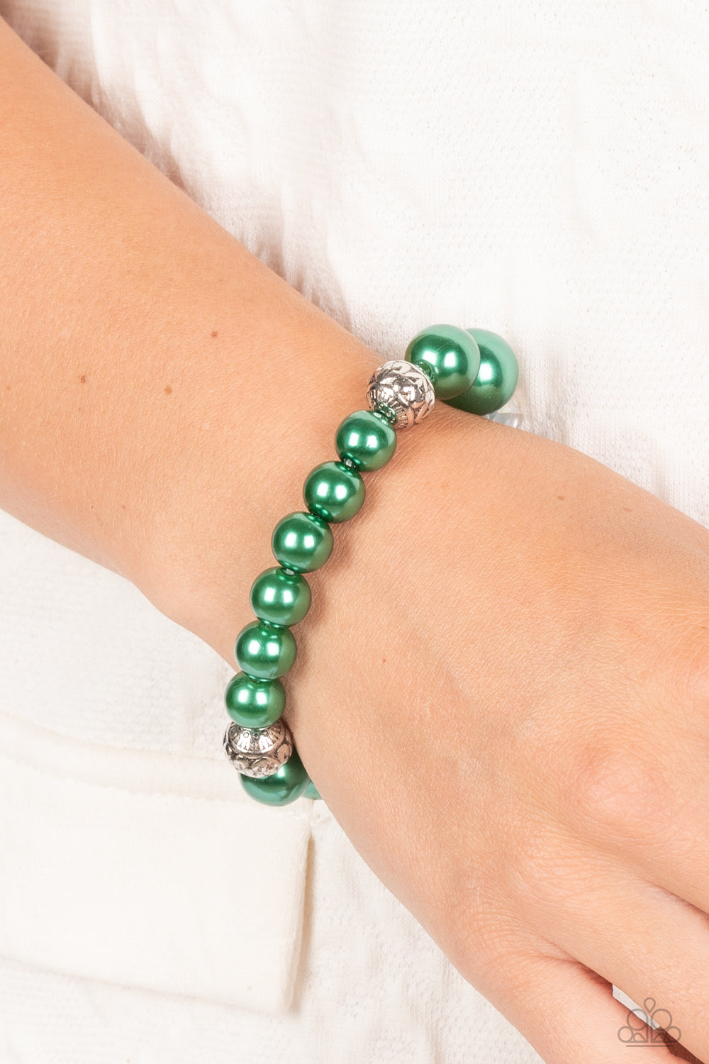 The NOBLE Prize Green Necklace & Bracelet Set - Paparazzi Accessories