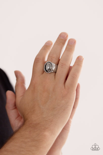 Avant-Garde Age Silver Unisex Ring - Paparazzi Accessories