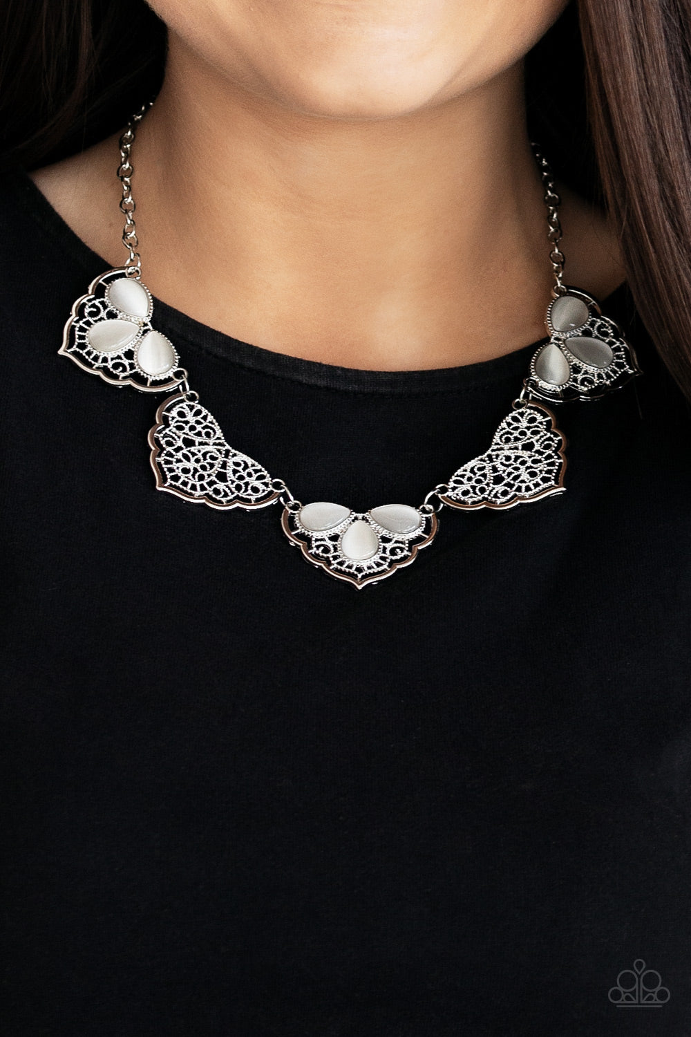 East Coast Essence White Necklace - Paparazzi Accessories