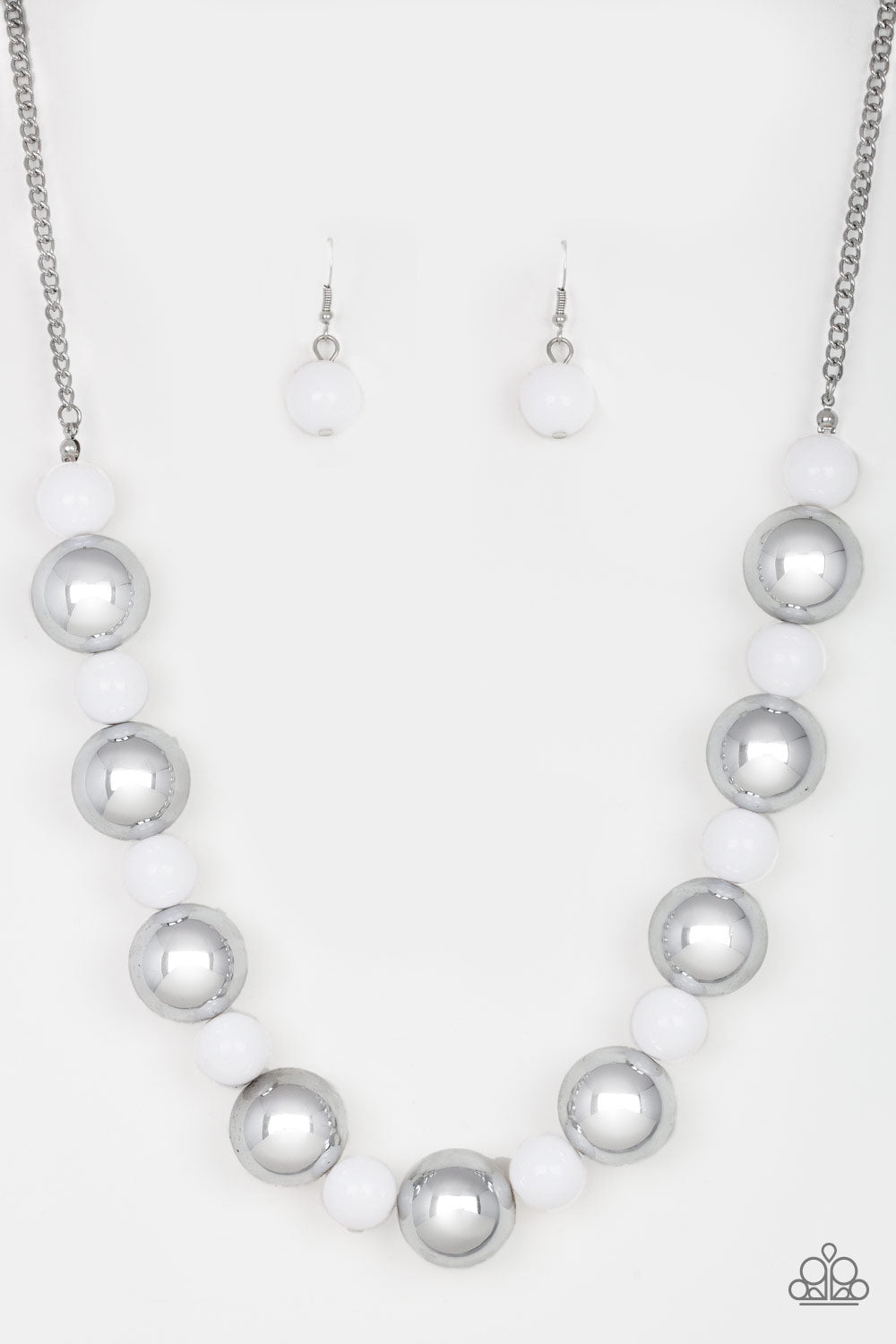 Top Pop White Necklace - Paparazzi Accessories